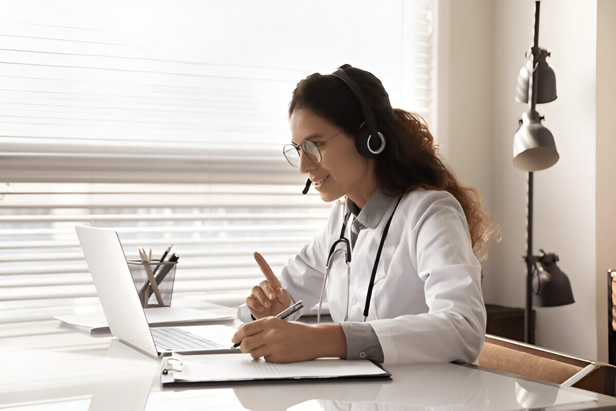 The Top 5 Benefits of Hiring a Virtual Assistant